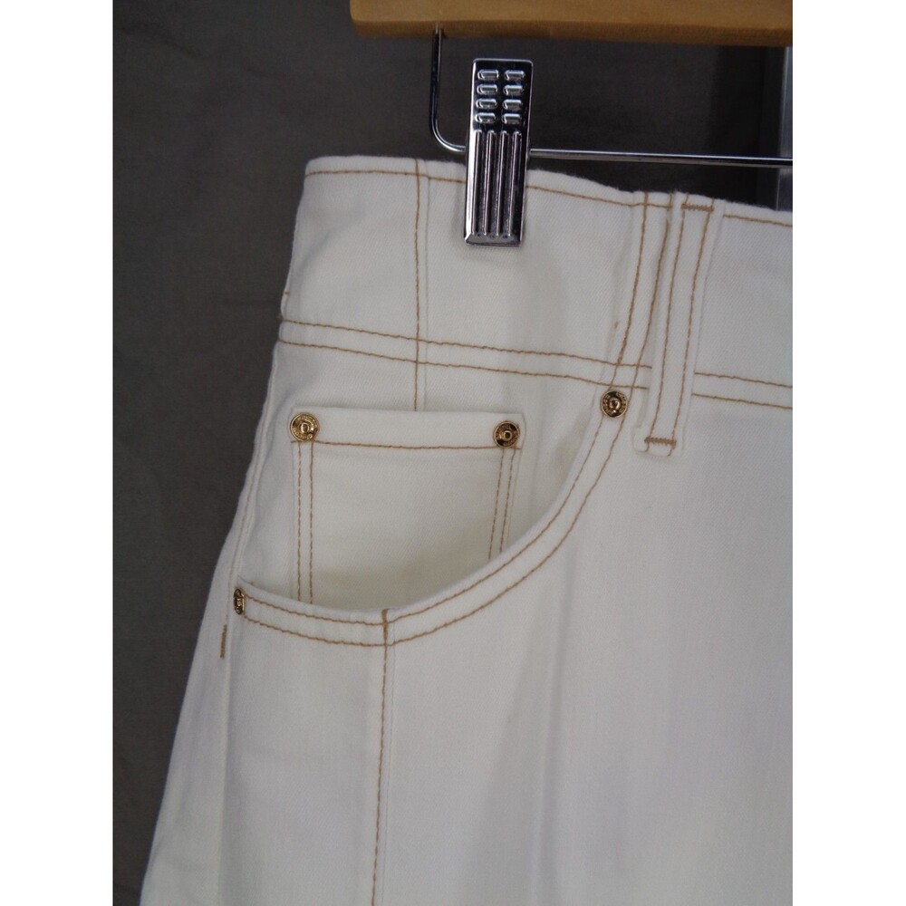 Chicos Alabaster Pull On Denim Shorts Coastal Beach Size 0.5 (6) Small New - Picture 4 of 12